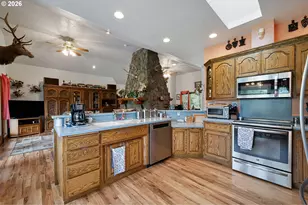 39428 Jasper Lowell Rd, Lowell, OR 97452 - Photo 21