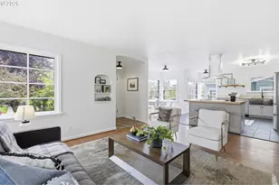 4526 NE Oregon St, Portland, OR 97213 - Photo 5