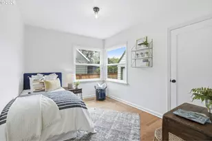 4526 NE Oregon St, Portland, OR 97213 - Photo 11