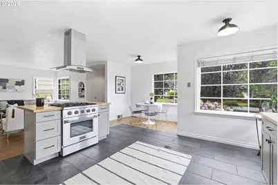 4526 NE Oregon St, Portland, OR 97213 - Photo 3
