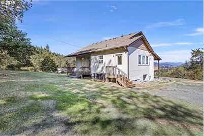 407 Plat M Rd, Sutherlin, OR 97479 - Photo 5
