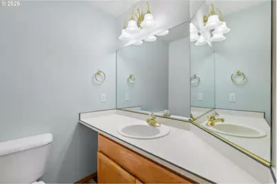 9260 SW Skokomish Ln, Tualatin, OR 97062 - Photo 17