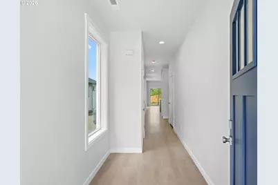 20751 NE Thompson Ter, Fairview, OR 97024 - Photo 3