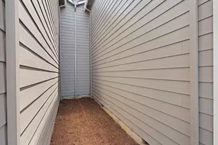 20751 NE Thompson Ter, Fairview, OR 97024 - Photo 33