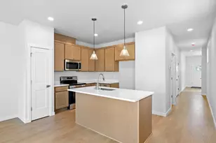 20751 NE Thompson Ter, Fairview, OR 97024 - Photo 5