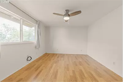 1522 Fetters Loop, Eugene, OR 97402 - Photo 15