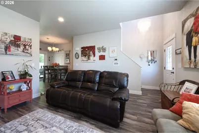 987 Pennington Ct, Eugene, OR 97404 - Photo 11