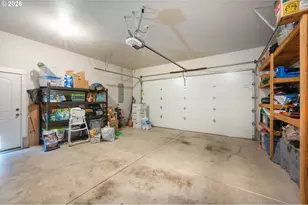 987 Pennington Ct, Eugene, OR 97404 - Photo 33