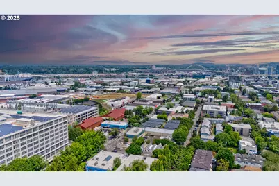 2805 NW Thurman St, Portland, OR 97210 - Photo 41