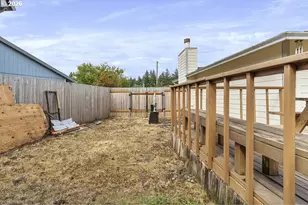 1217 SE Evans Cir, Troutdale, OR 97060 - Photo 35