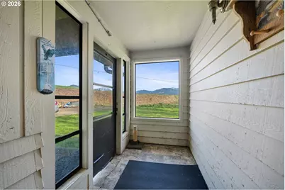 1590 McCormick Loop Rd, Tillamook, OR 97141 - Photo 3