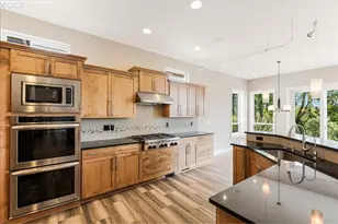 32092 SW Willamette Way E, Wilsonville, OR 97070 - Photo 15