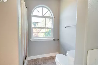 86104 Sells View Dr, Eugene, OR 97402 - Photo 19