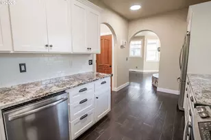 86104 Sells View Dr, Eugene, OR 97402 - Photo 7