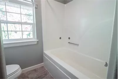 86104 Sells View Dr, Eugene, OR 97402 - Photo 23