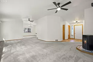 14485 Mountain View Loop, Sisters, OR 97759 - Photo 11