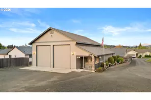 237 Cambridge Dr, Sutherlin, OR 97479 - Photo 43