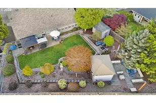237 Cambridge Dr, Sutherlin, OR 97479 - Photo 39