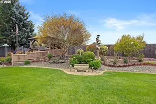 237 Cambridge Dr, Sutherlin, OR 97479 - Photo 31