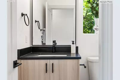 205 NE Going St #2, Portland, OR 97211 - Photo 11