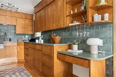 9236 N Kimball Ave, Portland, OR 97203 - Photo 11