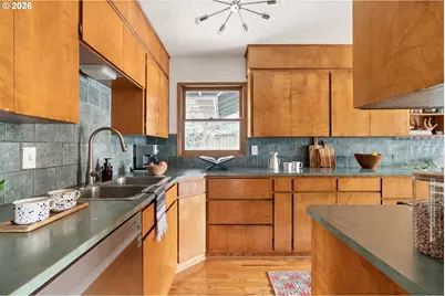 9236 N Kimball Ave, Portland, OR 97203 - Photo 9