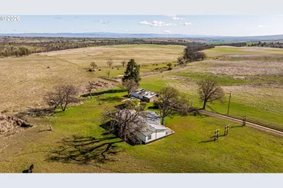 81127 Rail Hollow Rd, Dufur, OR 97021 - Photo 17