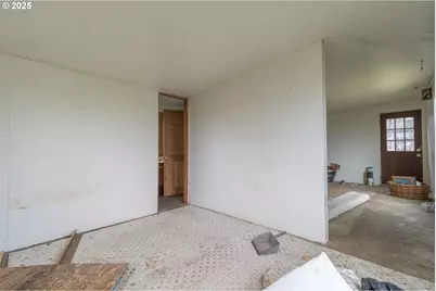 478 E 32nd Ave, Eugene, OR 97405 - Photo 21