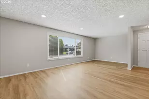 6206 NW Cherry St, Vancouver, WA 98663 - Photo 5