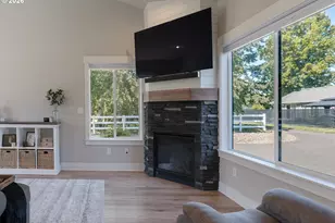6955 Fir Grove Ln, Keizer, OR 97303 - Photo 3