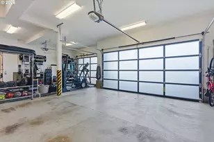 2123 S Military Rd, Portland, OR 97219 - Photo 35