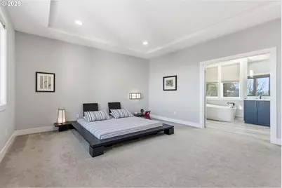 2123 S Military Rd, Portland, OR 97219 - Photo 27