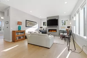 2123 S Military Rd, Portland, OR 97219 - Photo 21