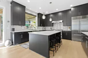 2123 S Military Rd, Portland, OR 97219 - Photo 13