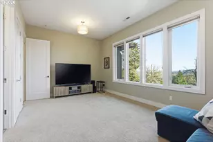 2123 S Military Rd, Portland, OR 97219 - Photo 23