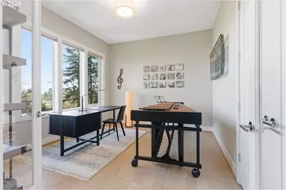2123 S Military Rd, Portland, OR 97219 - Photo 9