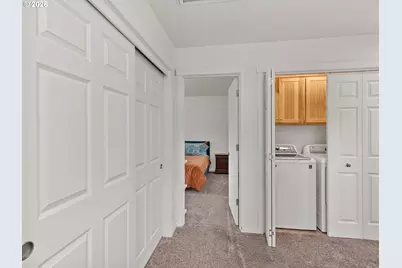 12516 SE Madison St, Portland, OR 97233 - Photo 29