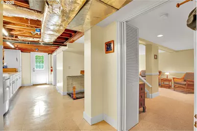 4800 SW Chestnut Pl, Beaverton, OR 97005 - Photo 35