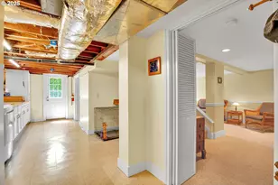 4800 SW Chestnut Pl, Beaverton, OR 97005 - Photo 35