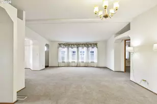 3700 Babcock Ln, Eugene, OR 97401 - Photo 9