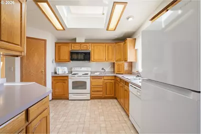 3700 Babcock Ln #87, Eugene, OR 97401 - Photo 13