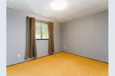205 E 3rd St, Amity, OR 97101 - Photo 21