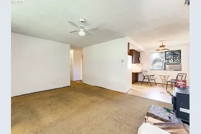 205 E 3rd St, Amity, OR 97101 - Photo 7