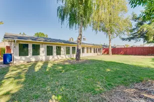 205 E 3rd St, Amity, OR 97101 - Photo 33