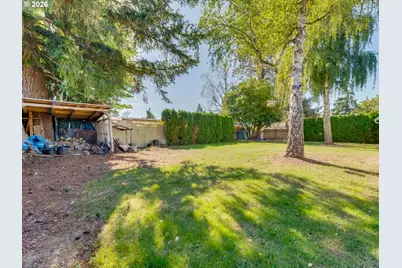 205 E 3rd St, Amity, OR 97101 - Photo 35