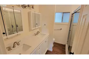 905 NE Barnes Rd, Prineville, OR 97754 - Photo 5