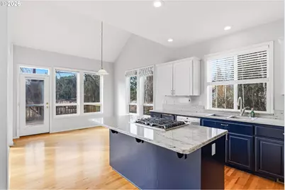 331 NE Hillwood Dr, Hillsboro, OR 97124 - Photo 7