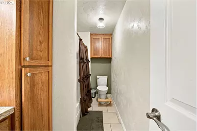 2033 W Bryant Ave, Cottage Grove, OR 97424 - Photo 15