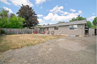 2033 W Bryant Ave, Cottage Grove, OR 97424 - Photo 21