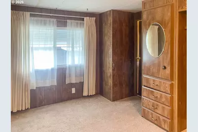 37 NE Mary Ann Ln, Roseburg, OR 97470 - Photo 17